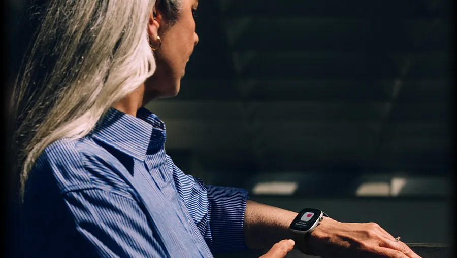 Функции ЭКГ, кислород в крови и мониторинг гипертонии на Apple Watch 11