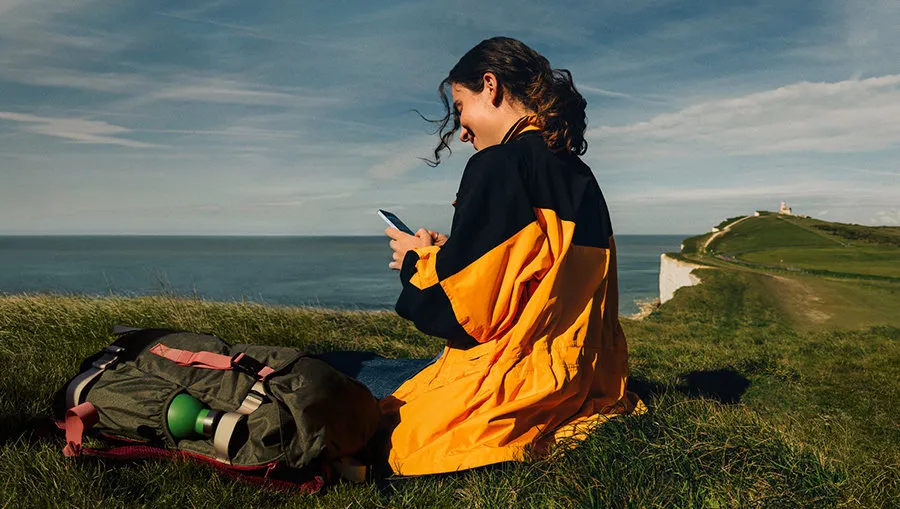 Экосистема Apple: взаимодействие iPhone 16e с Mac, iPad, Apple Watch, AirPods